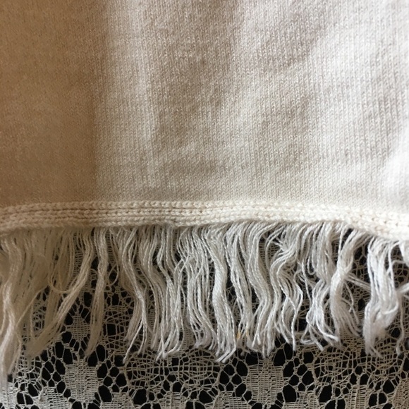 Essentiel Antwerp Sleeveless Top With Fringe - Picture 3 of 6